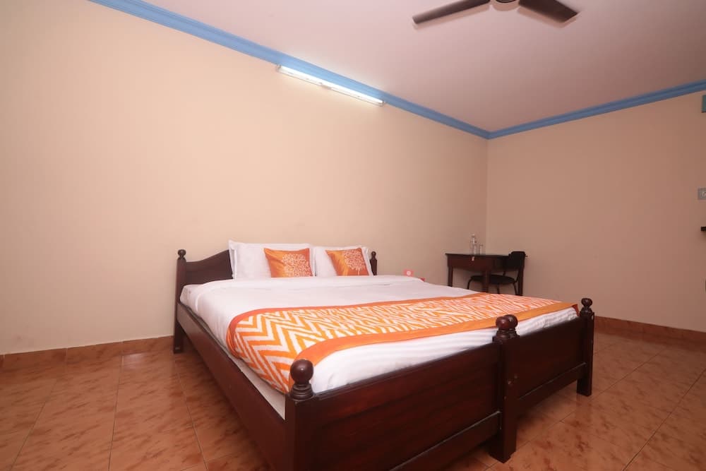 OYO 6711 Geojo Residency