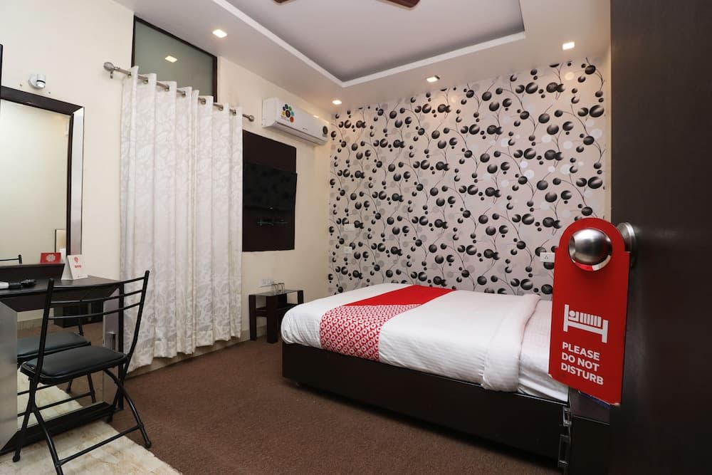 OYO 10750 O'live INN