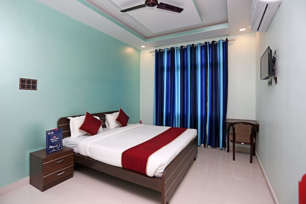 OYO Flagship 199 Gomti Nagar