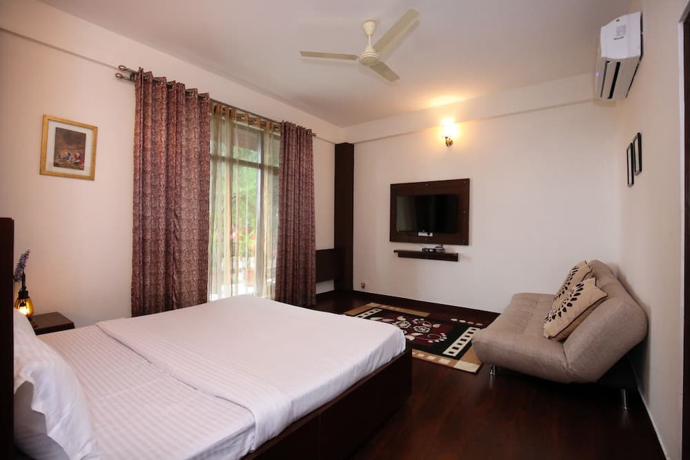 OYO 9308 Home Valley View 2 BHK Villa Near Kasauli