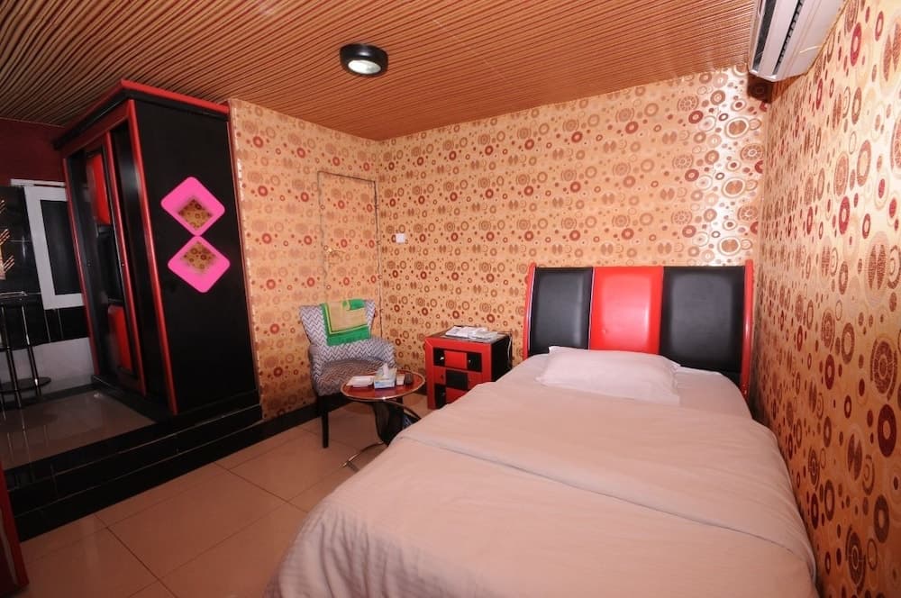 Najmat Manami AlQuds