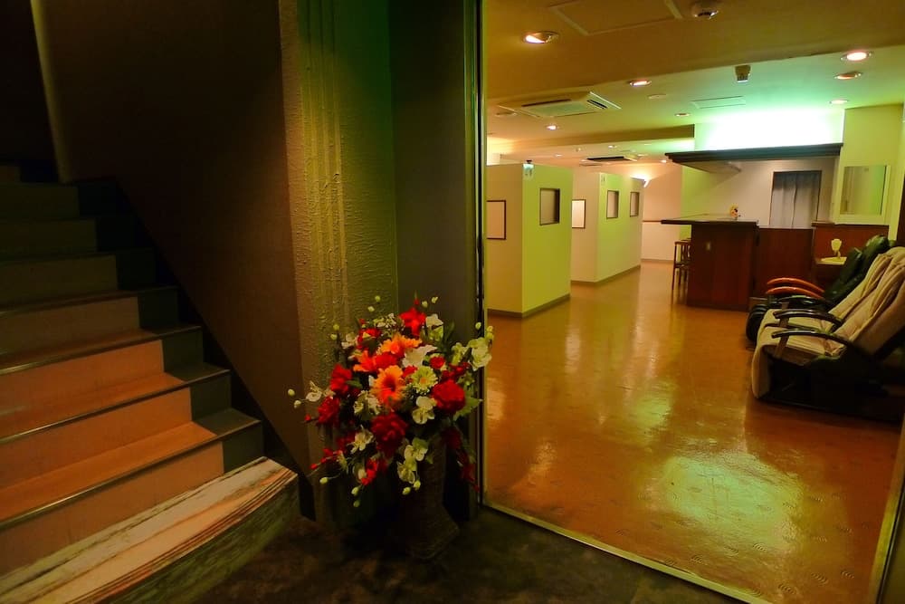 GOLF III Atsugi - Adults Only