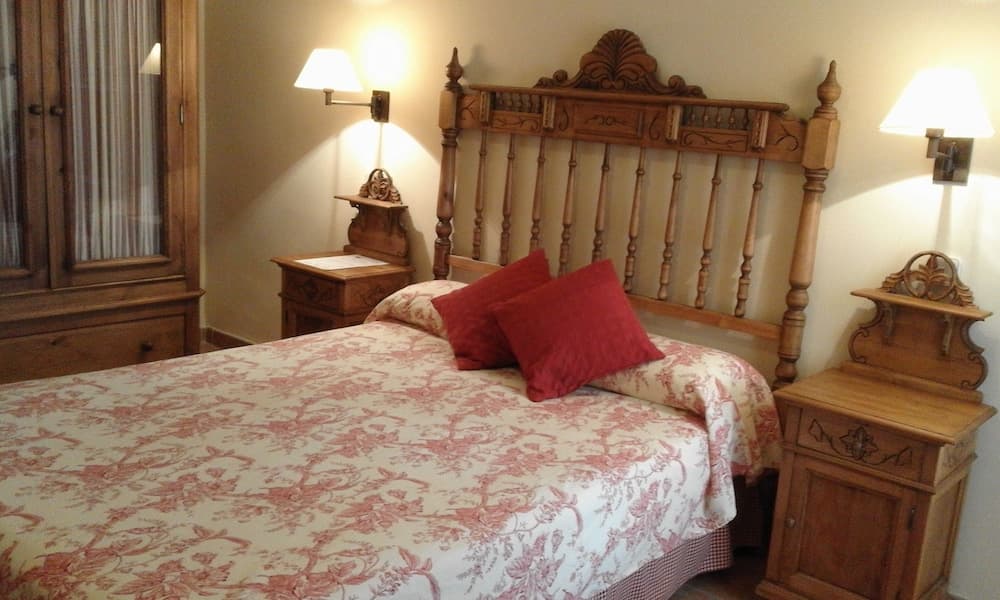 Hostal Rural Cumbres de Castilla