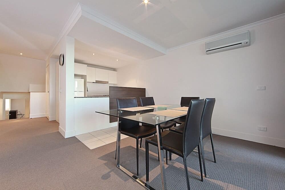 Accommodate Canberra - The Avenue