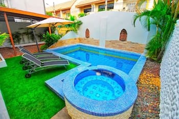 Grande Adam Pool Villa