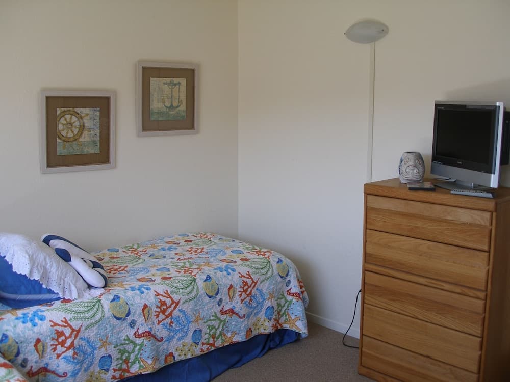 111 Pismo Shores 2 Bedroom Condo by Redawning