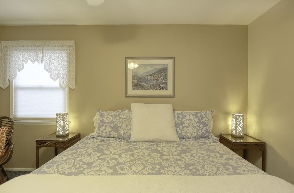 369 Stimson 3 Bedroom Home by Redawning