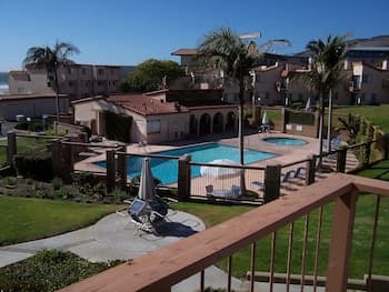 148 Pismo Shores 2 Bedroom Condo by Redawning