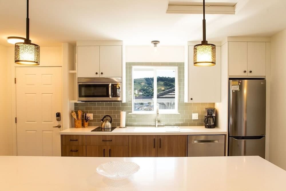 90 San Luis Street Unit D 1 Bedroom Duplex by Redawning