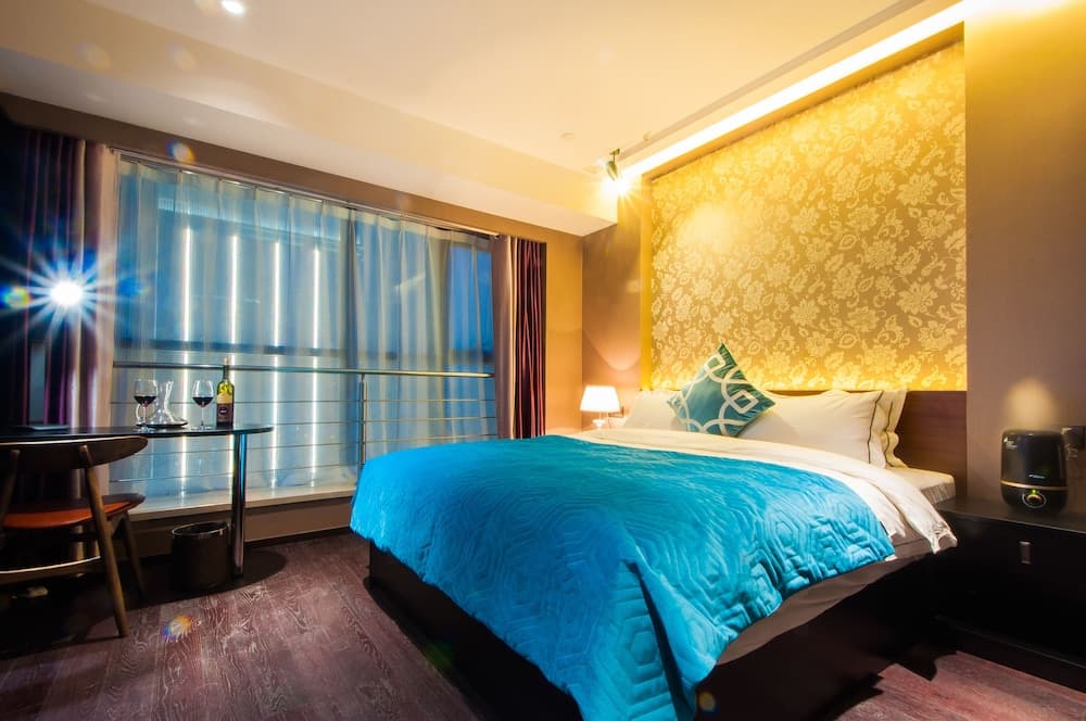 Oak International Apartment