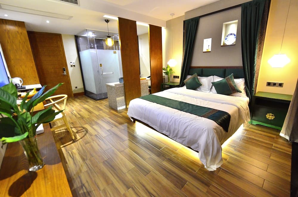 CTN LiRiver Boutique Hotel
