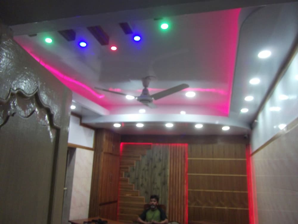 Azmiry Residential Hotel