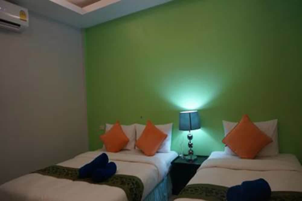 Lanta at Lanta Place