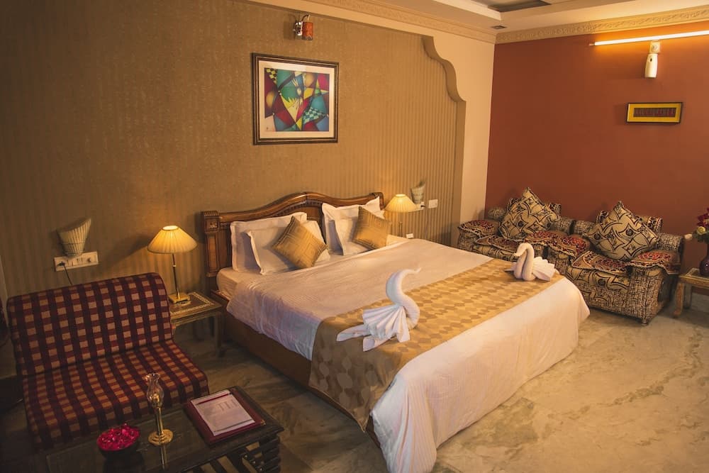 Hotel Meenakshi Udaipur