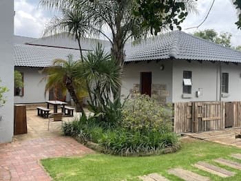 Africa Footprints Guest House