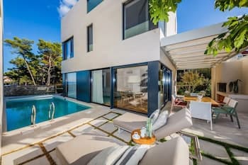 Omega Villas Complex