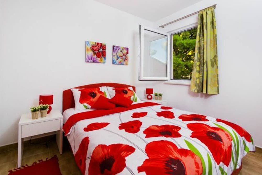 Apartments Andrijanic