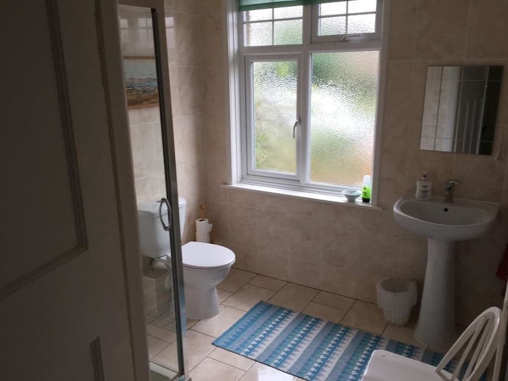 Lakeside Guest House