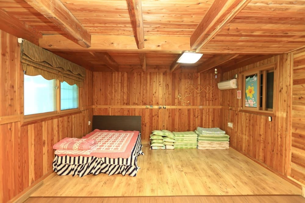 Wonju Chiak Mountain Club Pension