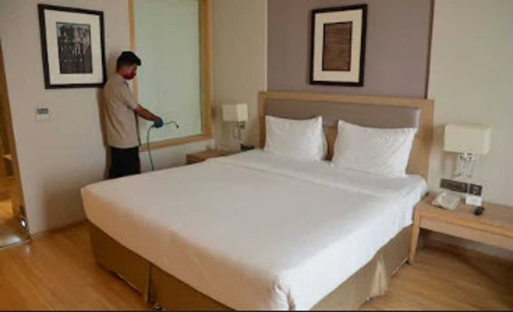 UK 27 The Fern Belagavi