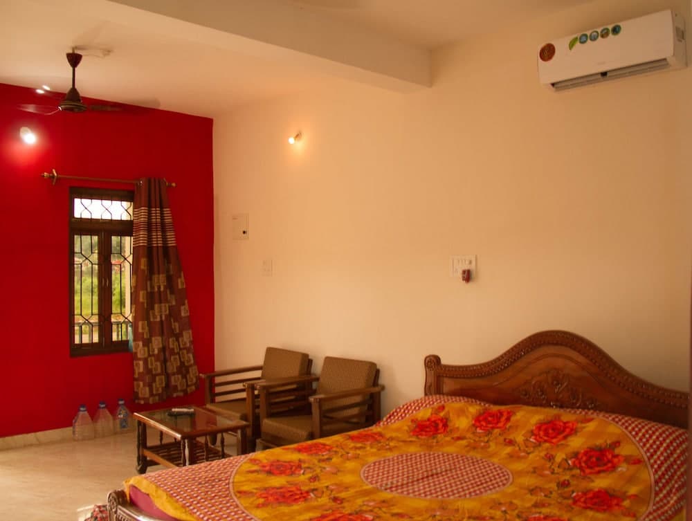 Nirvaah Riverhouse Siolim