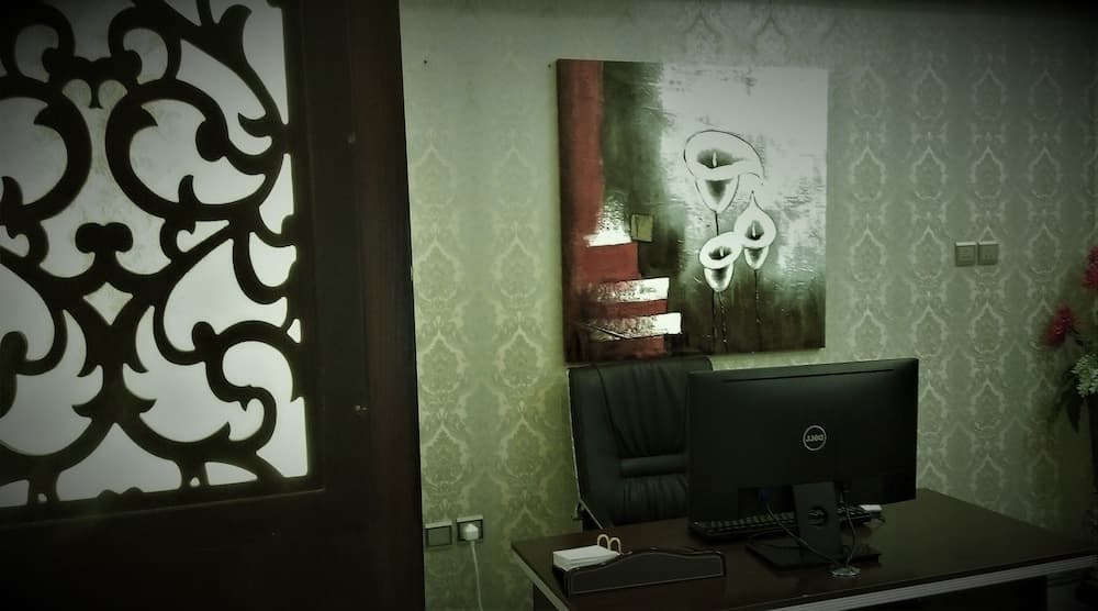 Aros Alfaisaliah Furnished Units