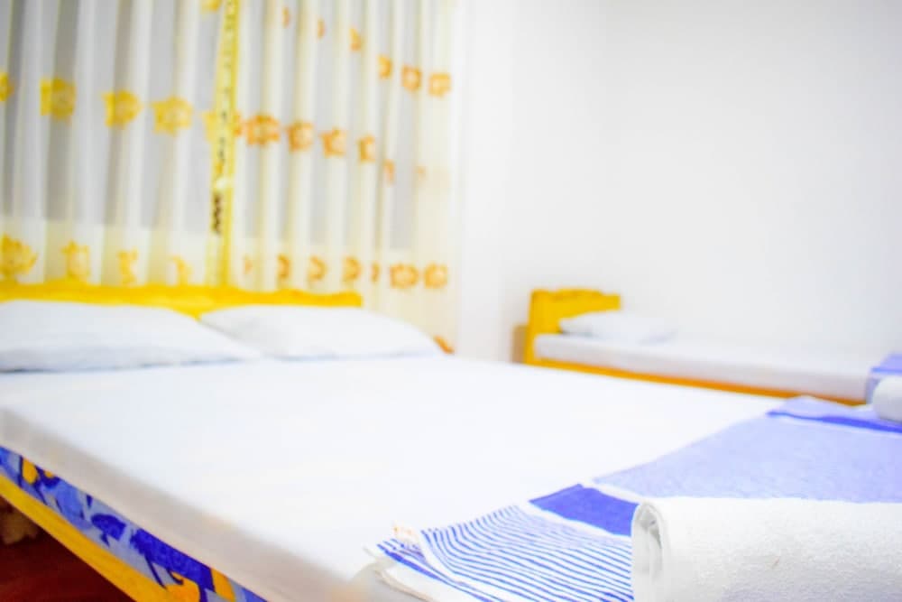 Unique View Hotel - Hostel