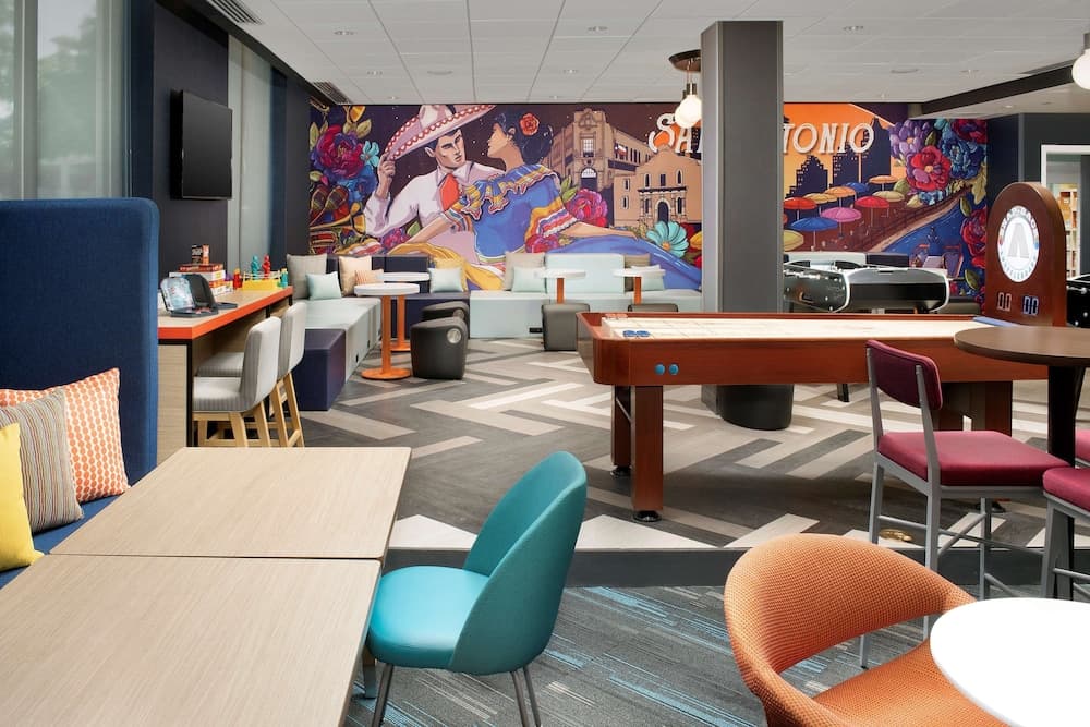 Tru By Hilton San Antonio Downtown Riverwalk