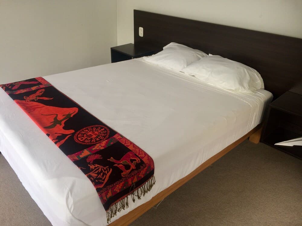 Laelia Miraflores Hotel