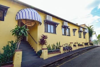 Banana Bender Backpackers