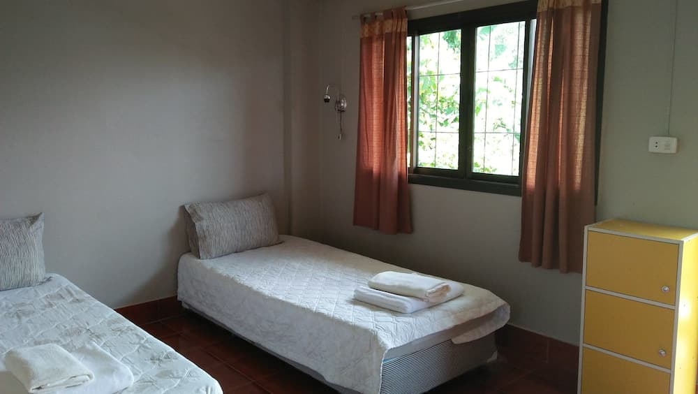 Yuppadee Room for Rent Khaolak Center