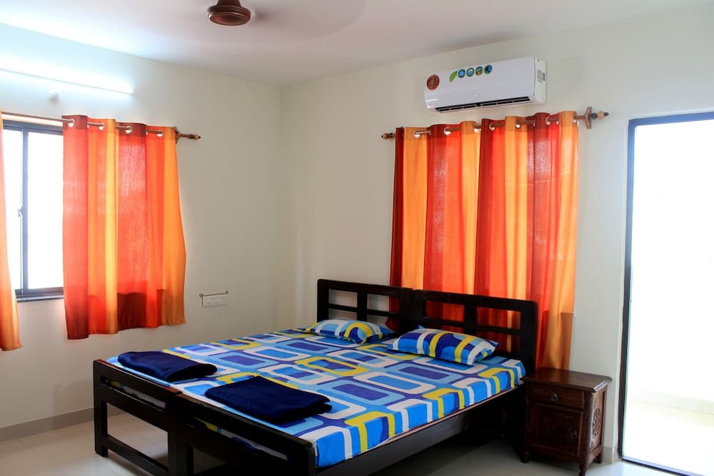 CasaMelhor Modern Appt Candolim CM080