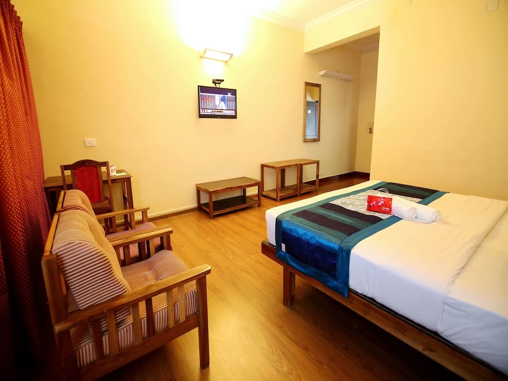 OYO 2887 Hotel SN International