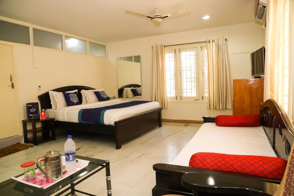 OYO 8486 near Railway Station