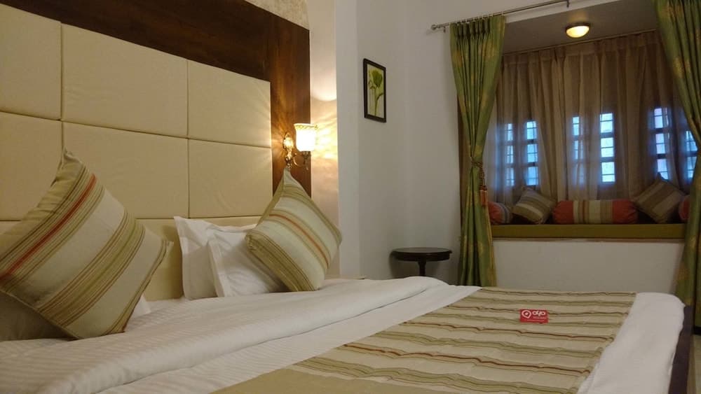 OYO 3540 Hotel Forever Rooms