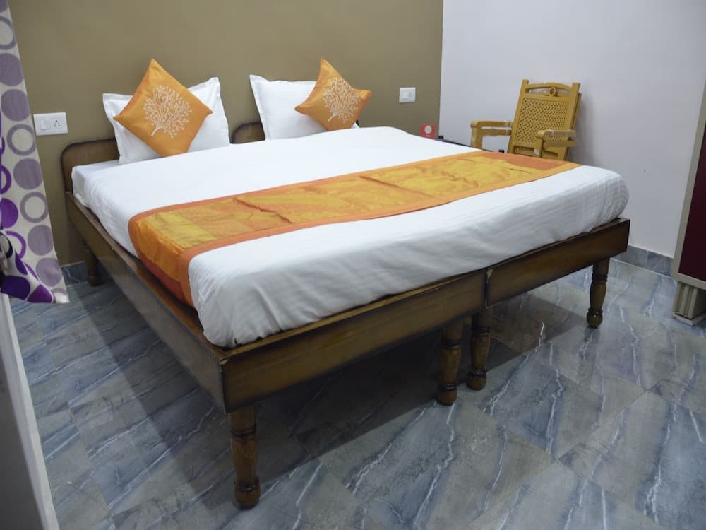 OYO 7622 Varanasi Stays