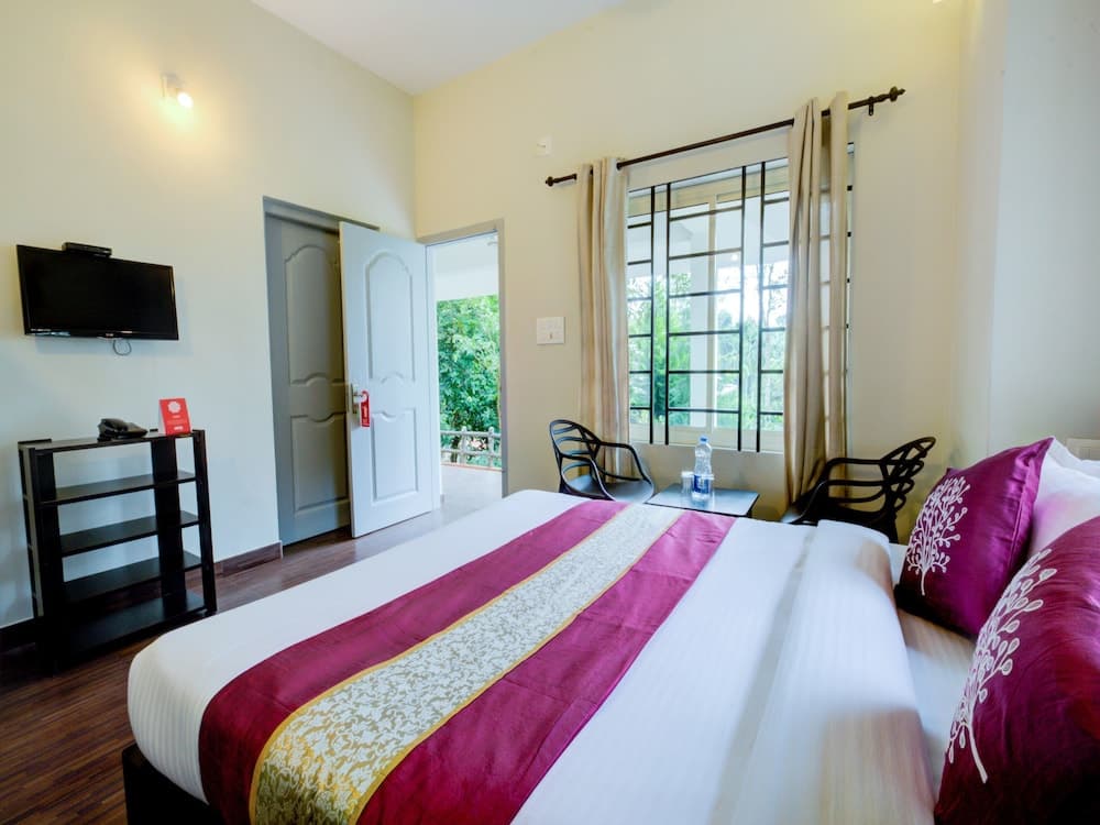 OYO 9676 Karapuzha Island Resort