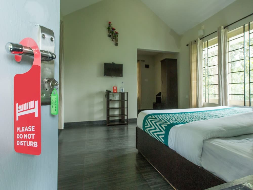 OYO 9676 Karapuzha Island Resort