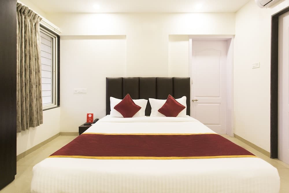 OYO 10269 Apartment Nine Blossoms