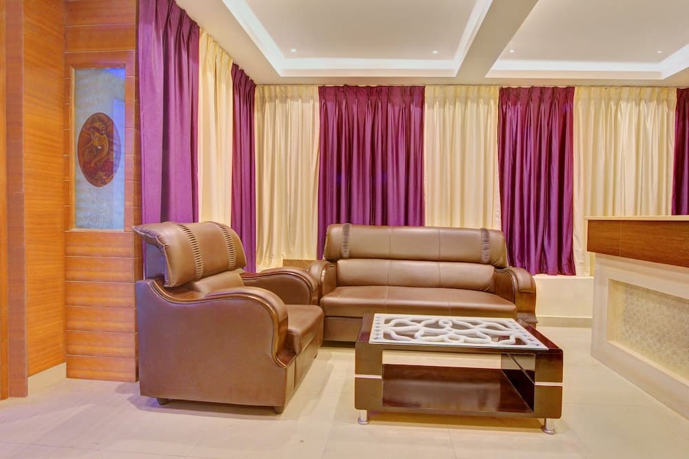 OYO 11412 SVS Luxury Rooms