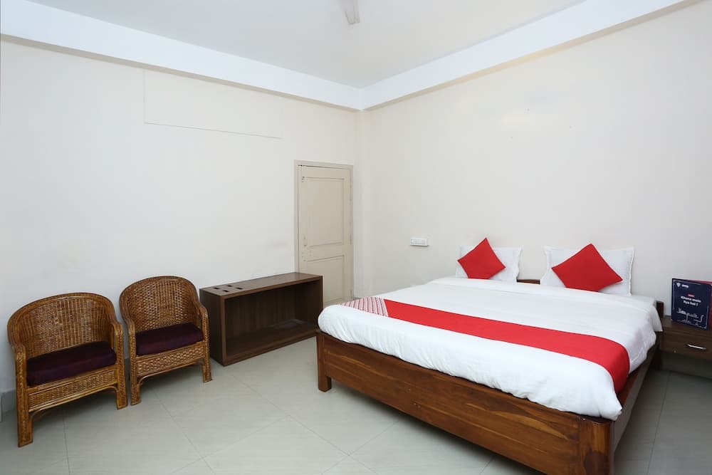 OYO 5518 near Beltola