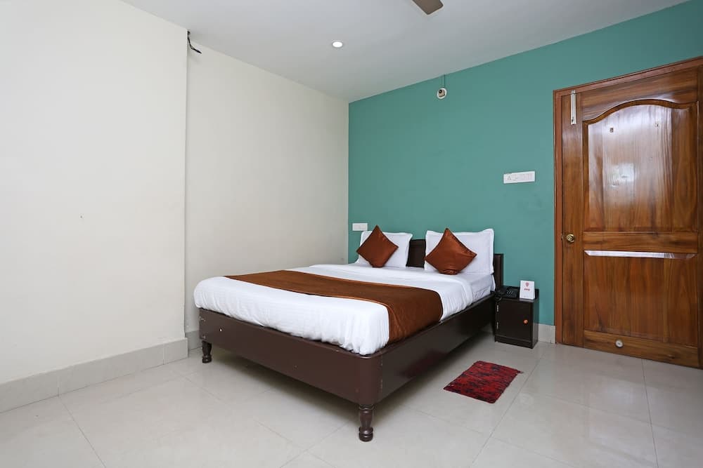 OYO 6918 near Jagannath Temple