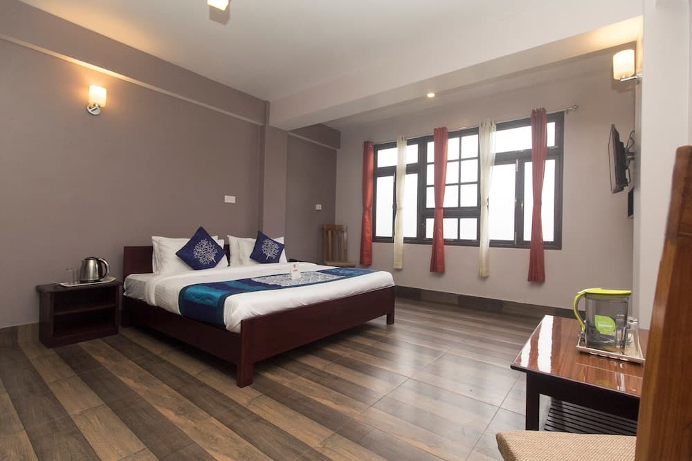 OYO 11630 Temi Residency