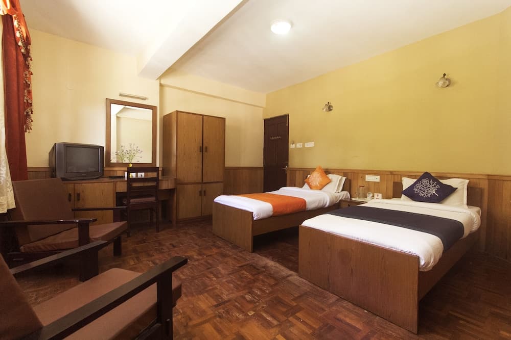 OYO 10587 Vanjula Residency