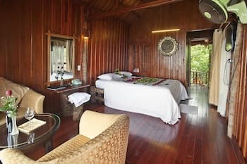 Cat Ba Sisters Legend Cruise