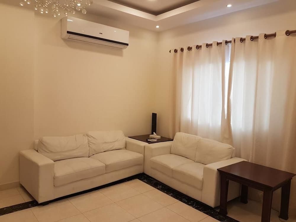 Grand Plaza Apartments 1