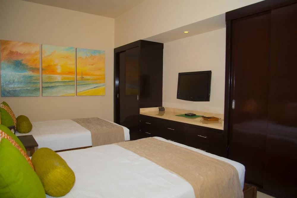 Aldea Thai 312 by PRP