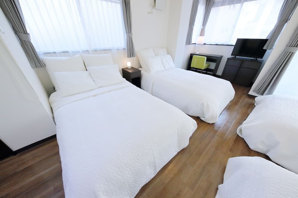 Osaka Namba Rakuraku Hotel