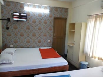 Hotel Hari International