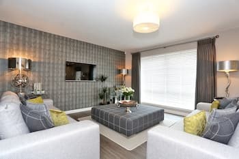 Town & Country Apartments -Priory Park